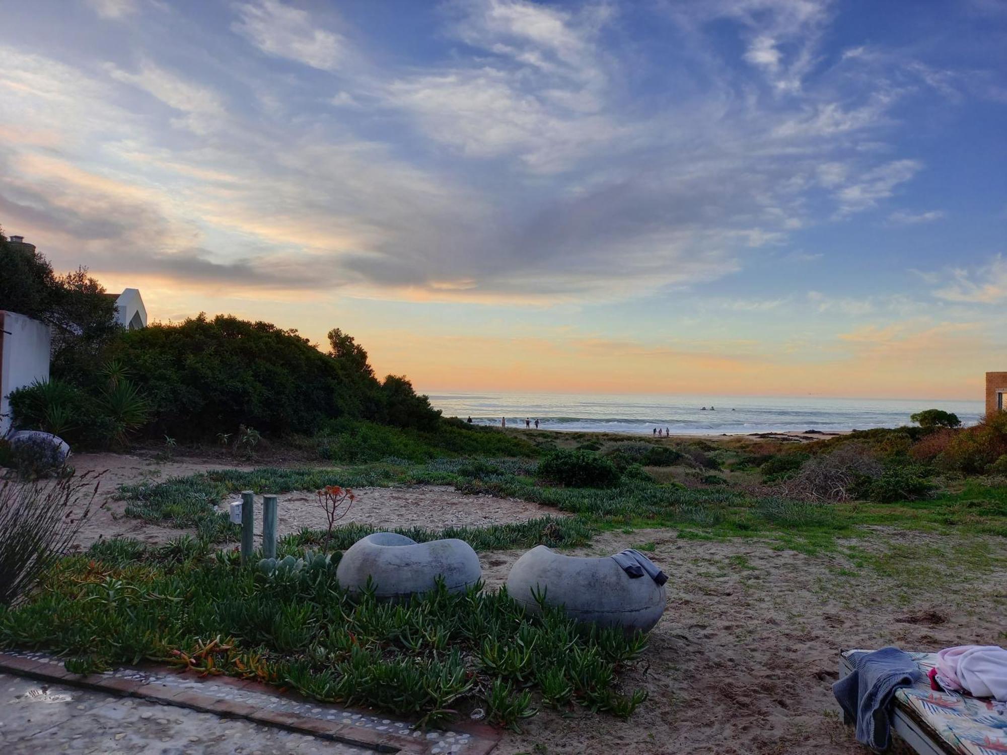 Absolute Beach Accommodation Stompneusbaai Екстериор снимка
